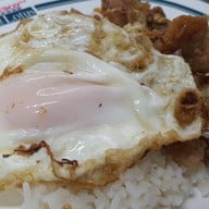 ยินดี นู้ดเดิ้ล วรจักร