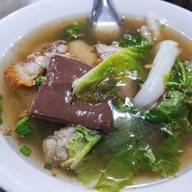 เกาเหลาเลือดหมู เฮียต้น เกาเหลานายกุ้ง