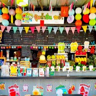 พี่ปุ้มผลไม้สดปั่น🍓🥝🍉🍋🍊🍏🥕🥥🥑 ข้างซีเจทางลงทะเล