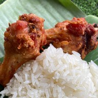 ชาไทย หมูกรอบ วัดหนัง