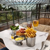 Burger & Lobster Jewel Changi Airport