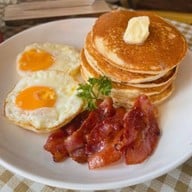 Lab Therapy cafe & spaceกังสดาล -