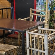 ใบไม้ บ่อตกกุ้ง