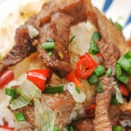 บ้านโมจิ บ้าบิ่น & เบเกอรี่ (การบินไทย ซ.12)