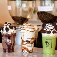 เธอทีนคาเฟ่