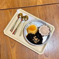 เมนูของร้าน ถ้วยถังไอติม บรรทัดทอง