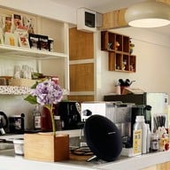 Goodthink cafe & bakery (กู๊ดติ้ง คาเฟ่ แอนด์ เบเกอรี่) ลาดกระบัง