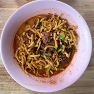 เมนูของร้าน ข้าวซอย ลุงประกิจกาดก้อม