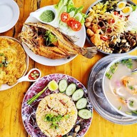 ฮิมนา คาเฟ่