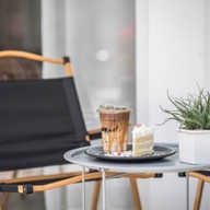 AREA 41 CAFE