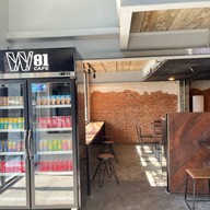 W81 Cafe อ่อนนุช 10