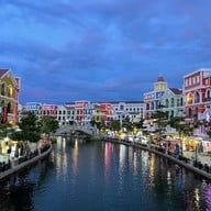 บรรยากาศ Công Viên Nghệ Thuật Đương Đại Urban Park - Grand World