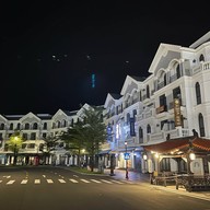 บรรยากาศ Công Viên Nghệ Thuật Đương Đại Urban Park - Grand World