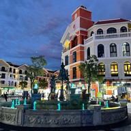 บรรยากาศ Công Viên Nghệ Thuật Đương Đại Urban Park - Grand World