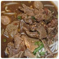 เตี๋ยวหมูเตี๋ยวเนื้อ By โกฮับเมืองทอง ปั๊ม ปตท. กาญจนาภิเษก ก่อนเลี้ยวขวาไปนครปฐม