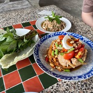 ส้มตำทอดหนองจับเต่า