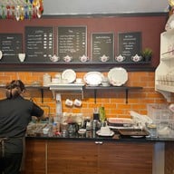 Moontown Quarter Cafe