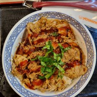 เมนูของร้าน Yoshinoya โยชิโนยะ ข้าวหน้าเนื้อ ข้าวหน้าหมู เซ็นทรัลพระราม3