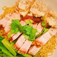 บะหมี่เป็ดย่าง ข้าวหมูแดง บางจาก สาขาตลาดบางจาก สุขุมวิทซอย 95