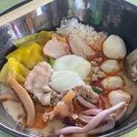 เมนูของร้าน น้องปุยฝ้ายก๋วยเตี๋ยวต้มยำไข่ลวก ณ เชียงแสน