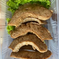 แซ่บนัว ยั่ว YES ตลาดจตุจักรลำพูน