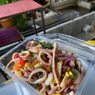 แซ่บนัว ยั่ว YES ตลาดจตุจักรลำพูน