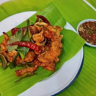 หมูสามชั้นทอด #  2 แฟลตตลิ่งชัน