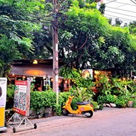 หน้าร้าน สมาคมเมี่ยงปลาหมุน รามอินทรา 32