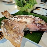 เมนูของร้าน สมาคมเมี่ยงปลาหมุน รามอินทรา 32