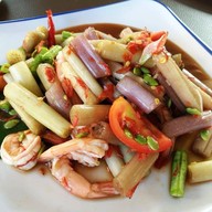 แซ่บนัว ยั่ว YES ตลาดจตุจักรลำพูน