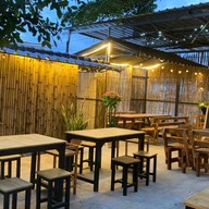 ปลื้มcoffee ติ่มชำ&กระเพรา&เบอร์เกอร์