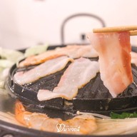 ครอบครัวหมูกระทะ กุ้งแม่น้ำเผา บรรทัดทอง สาขาบรรทัดทอง