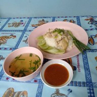 ร้าน น้องโปรย ก๋วยเตี๋ยวหมู🐷