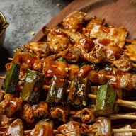 หม่าล่า ฅนนิยม ศิริมังคลาจารย์