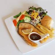 THANYA CAFE กาญจนบุรี