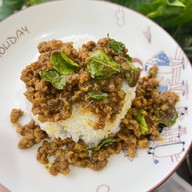 ร้านเช็คอิน (กระเพราห่อ) 39 บาท