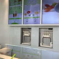 Llaollao  Universal Singapore