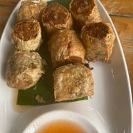 พลอยแก้ว