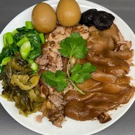 Home Kitchen(อาหารตามสั่ง)