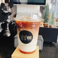 W81 Cafe อ่อนนุช 10