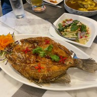 พธู หลักสี่