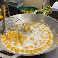 กล้วยแขกพระราม5  สาขาเซนทรัลเวิลด์