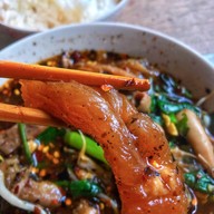 ต. เนื้อตุ๋นจักรพรรดิ์(ตรงข้ามค่ายสวนสยาม)