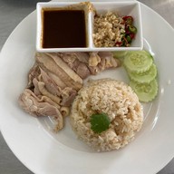 เมนูของร้าน DD ผัดไทยศรีสะเกษและก๋วยจั๊บญวนศรีสะเกษ ร้าน DD