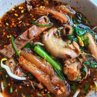 ต. เนื้อตุ๋นจักรพรรดิ์(ตรงข้ามค่ายสวนสยาม)