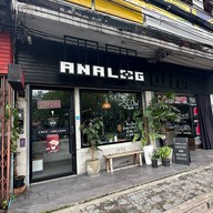 ANALOG CAFÉ & GALLERY
