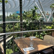 Burger & Lobster Jewel Changi Airport