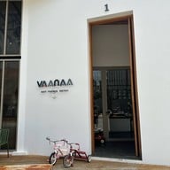 วะณะ คาเฟ่ & บิสโตร Vaanaa Cafe & Bistro