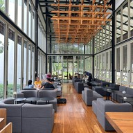 วะณะ คาเฟ่ & บิสโตร Vaanaa Cafe & Bistro