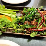 ตำไทบ้าน E-san Family Dinig